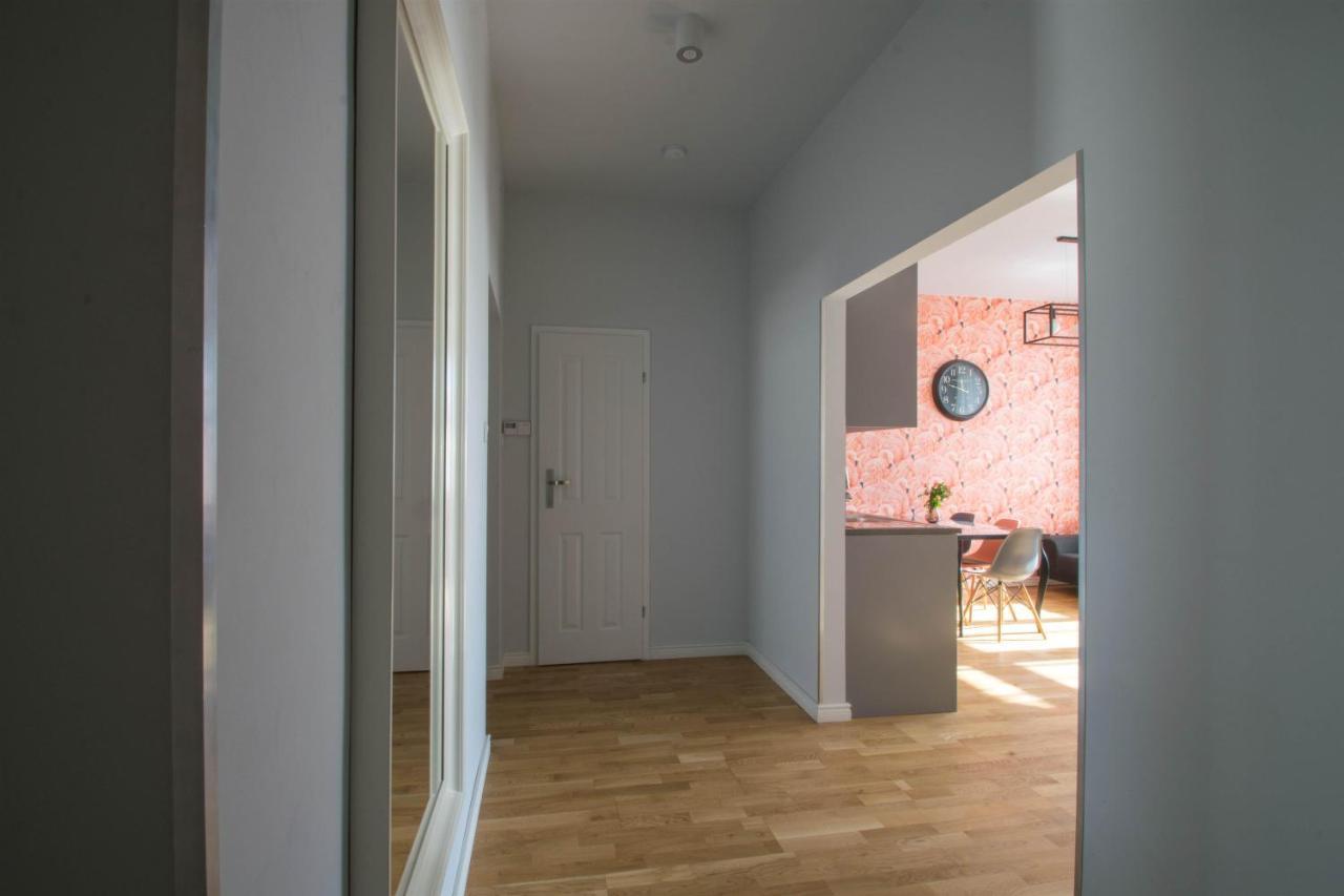 Krupnicza Modern Old Town Apartments - By Upstairs Cracovia Exterior foto