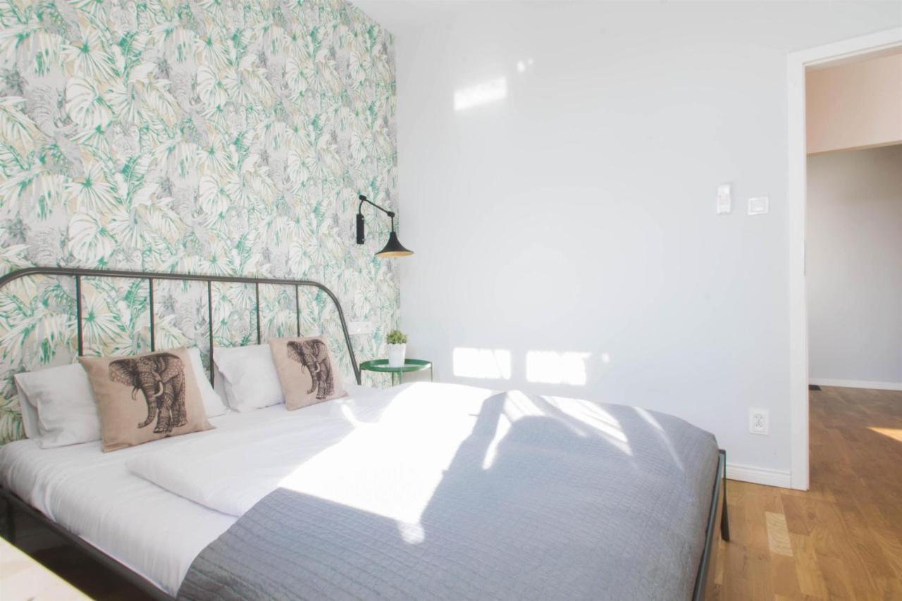 Krupnicza Modern Old Town Apartments - By Upstairs Cracovia Exterior foto