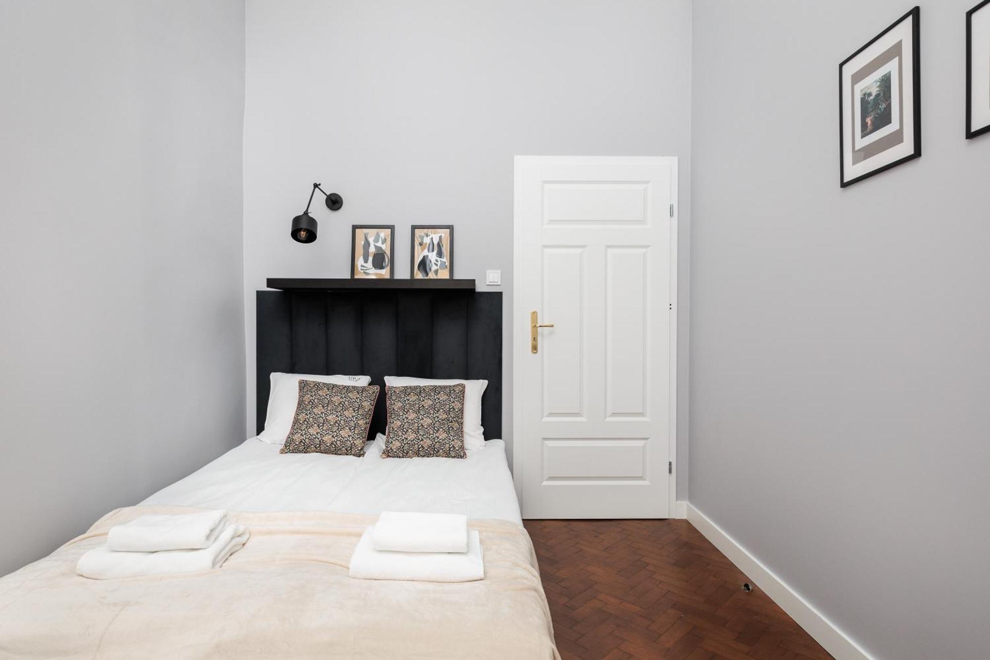 Krupnicza Modern Old Town Apartments - By Upstairs Cracovia Exterior foto